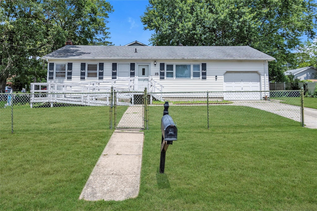 15 Pinelawn Ave, Farmingville, NY 11738 - photo 1