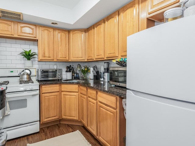 240-21 68th Ave Unit 10, Douglaston, NY 11362 - photo 18