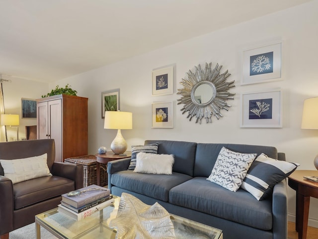 666 Pelham Rd Unit 3N, New Rochelle, NY 10805 - view of living room