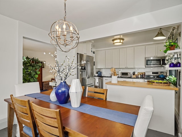 666 Pelham Rd Unit 3N, New Rochelle, NY 10805 - dining area with a chandelier