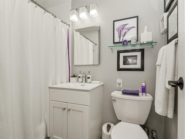 666 Pelham Rd Unit 3N, New Rochelle, NY 10805 - bathroom with vanity and a shower with curtain