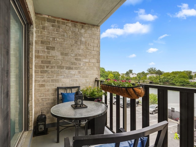 666 Pelham Rd Unit 3N, New Rochelle, NY 10805 - view of balcony