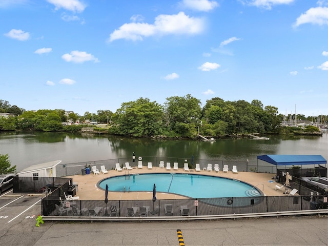666 Pelham Rd Unit 3N, New Rochelle, NY 10805 - community pool with a water view and a patio area