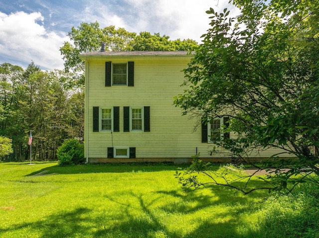 TR34 10 Hoffman Rd, Fremont Center, NY 12736 - view of property exterior with a yard