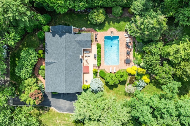 14 Etna Ln, Dix Hills, NY 11746 - aerial view of a pool