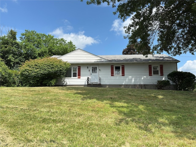 6 James Pl, Wappingers Falls, NY 12590 - view of front of property with a front lawn