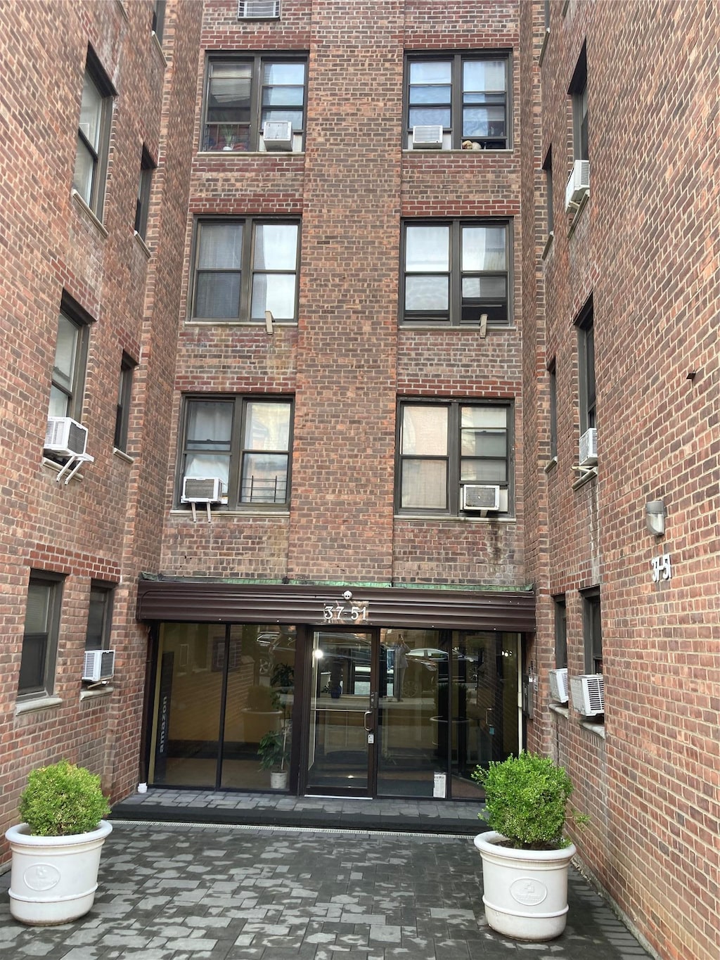 3751 86th St Unit 5C, Jackson Heights, NY 11372 - photo 1