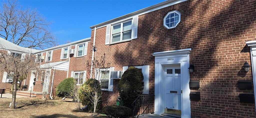 254-61 75th Ave Unit A11-1, Glen Oaks, NY 11004 - photo 2