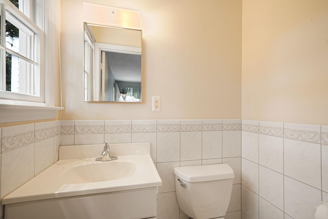 708 Bohemia Pkwy, Sayville, NY 11782 - photo 14