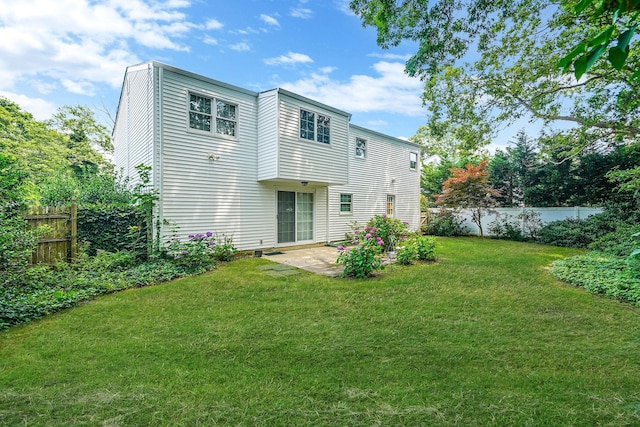 708 Bohemia Pkwy, Sayville, NY 11782 - photo 27