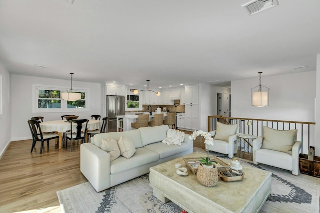 14 Tudor Dr, Northport, NY 11768 - photo 6