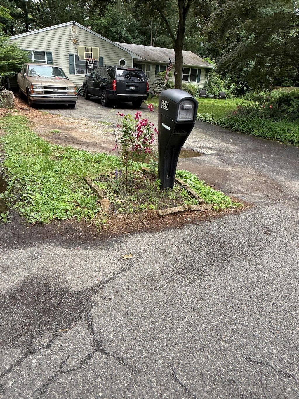 225 Tyler Ave, Miller Place, NY 11764 - exterior view