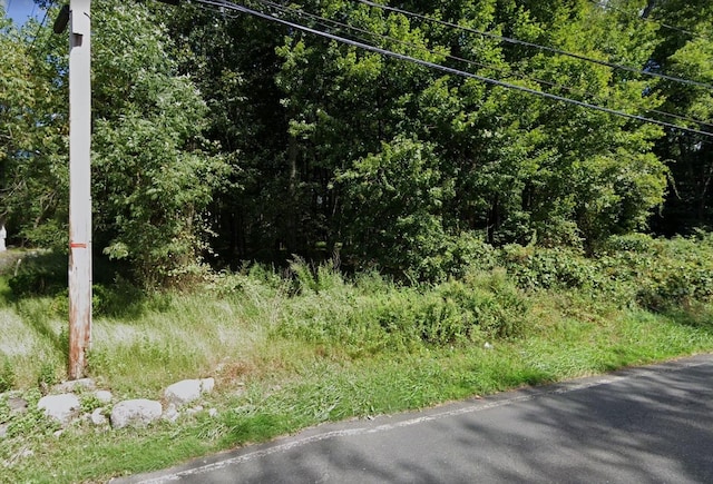 1 Mayer Ln, Pomona, NY 10970