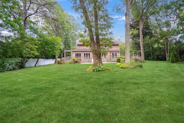 35 Stratford Ave, Dix Hills, NY 11746 - view of yard featuring a deck