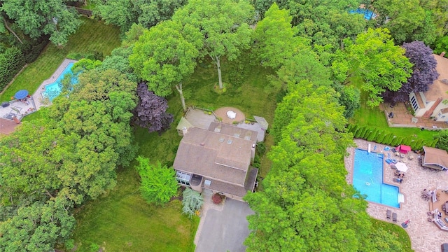 35 Stratford Ave, Dix Hills, NY 11746 - aerial view of a pool