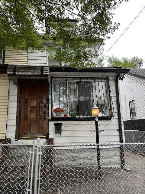 123-45 135th St, South Ozone Park, NY 11420 - photo 1