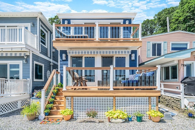 75 W Shore Rd Unit 4, Port Washington, NY 11050 - back of house with a balcony