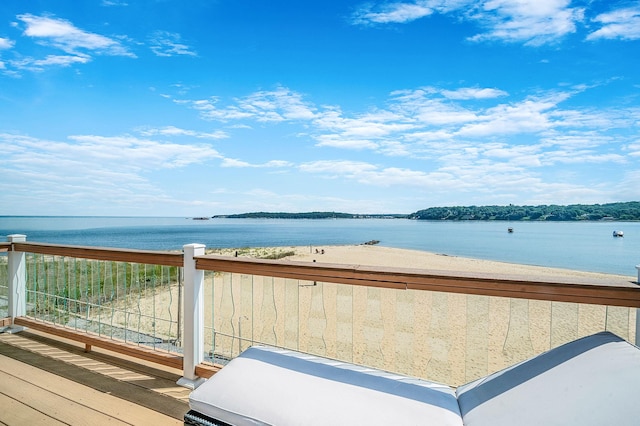 75 W Shore Rd Unit 4, Port Washington, NY 11050 - water view
