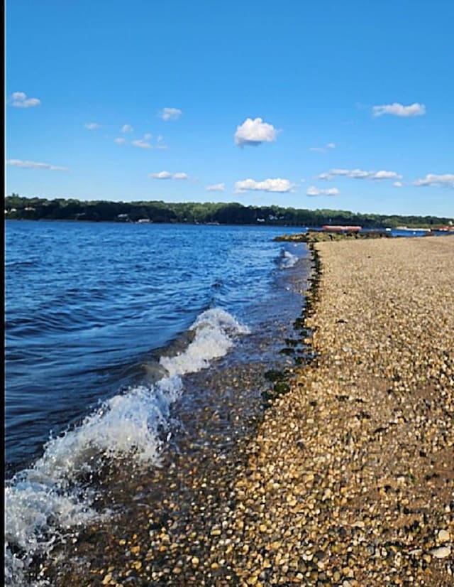 75 W Shore Rd Unit 4, Port Washington, NY 11050 - water view