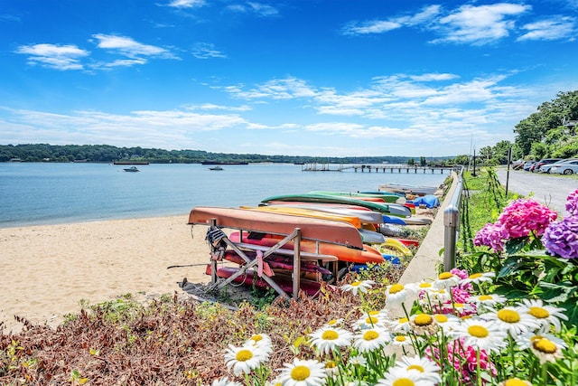 75 W Shore Rd Unit 4, Port Washington, NY 11050 - water view