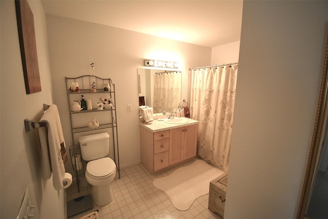 200 Woodcrest Ln Unit 222, Mount Kisco, NY 10549 - full bath featuring vanity and a shower with curtain