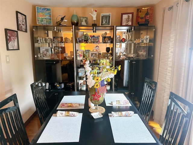 15-50 Waters Edge Dr, Bayside, NY 11360 - photo 3