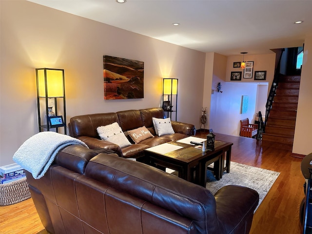 15-50 Waters Edge Dr, Bayside, NY 11360 - photo 4