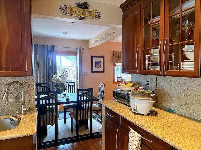 15-50 Waters Edge Dr, Bayside, NY 11360 - photo 6