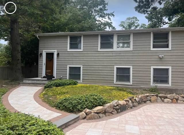 35 Woodchuck Ln, East Setauket, NY 11733 - photo 1