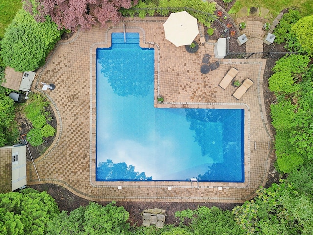 23 Alpine Way S, Huntington, NY 11746 - drone / aerial view of a pool area