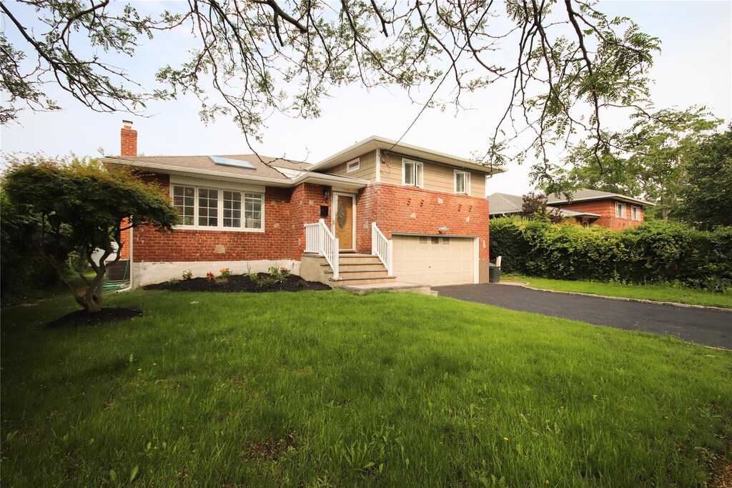 1360 Oakfield Ave, Wantagh, NY 11793 - photo 1