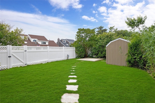 810 Anthony Dr, Lindenhurst, NY 11757 - photo 37