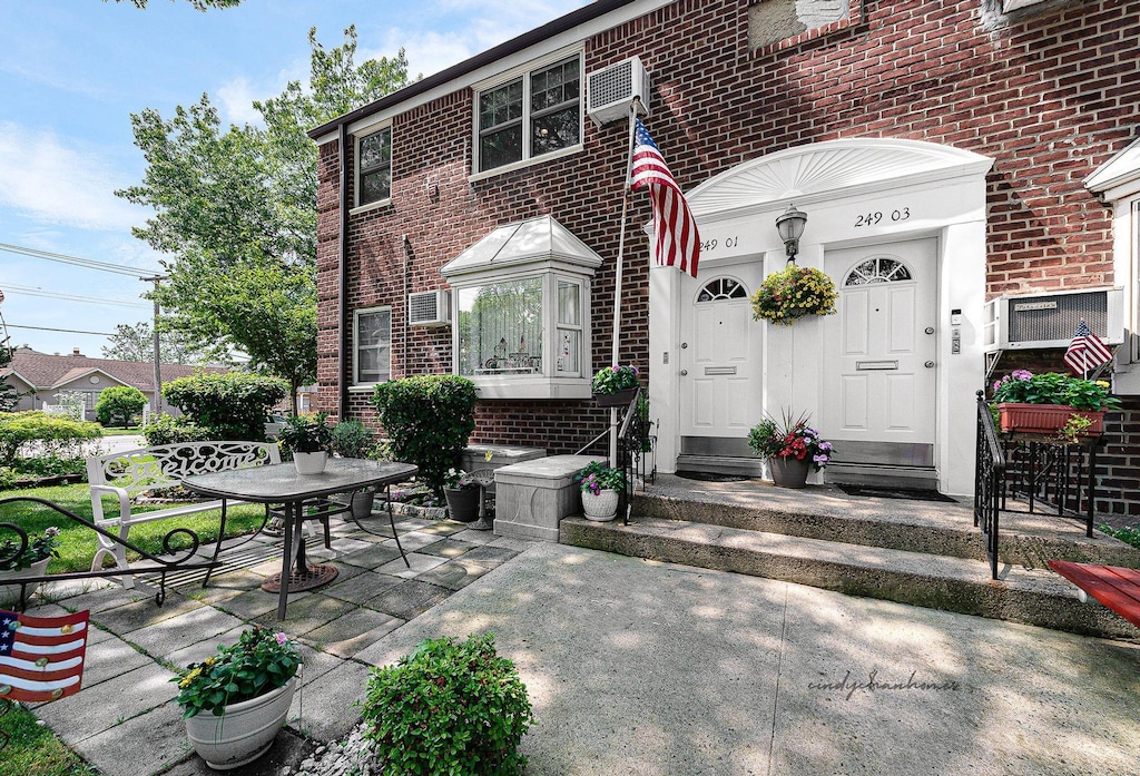 249-01 61st Ave Unit 450, Little Neck, NY 11362 - photo 1