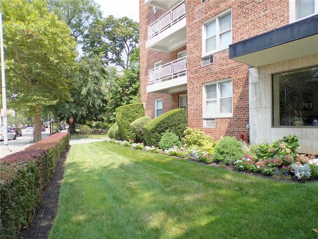 415 Gramatan Ave Unit 3E, Mount Vernon, NY 10552 - photo 17