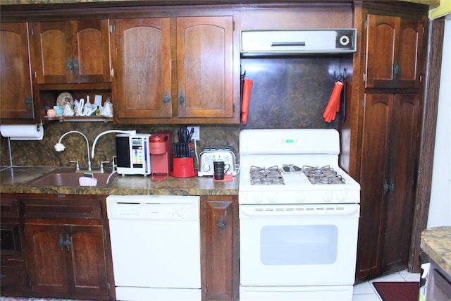 24 Garnet Pl, Elmont, NY 11003 - photo 20