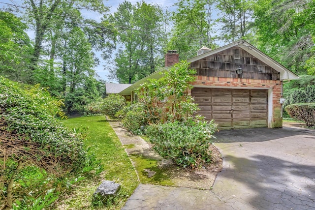 15 Carol Ct, Dix Hills, NY 11746 - view of yard featuring driveway