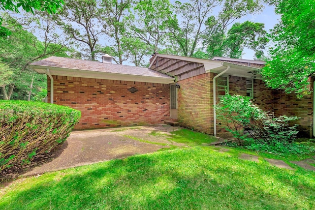 15 Carol Ct, Dix Hills, NY 11746 - view of grassy yard