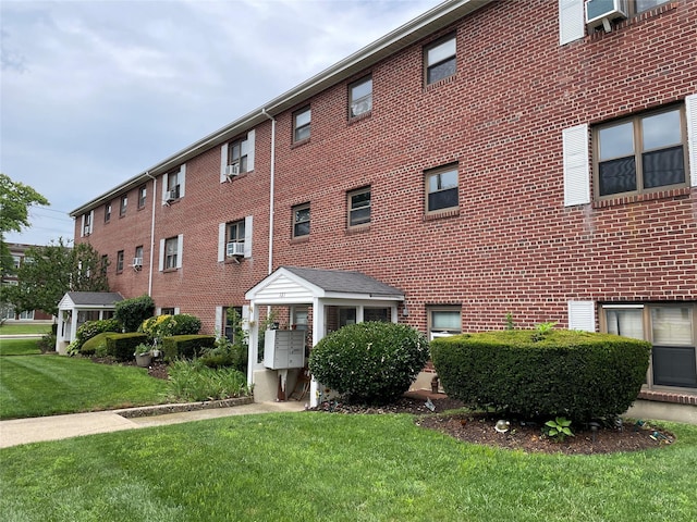 121 Park Ave Unit C4, Amityville, NY 11701 - photo 1