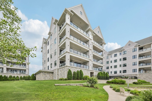720 Davenport Ave Unit 3, New Rochelle, NY 10805 - view of apartment building / complex