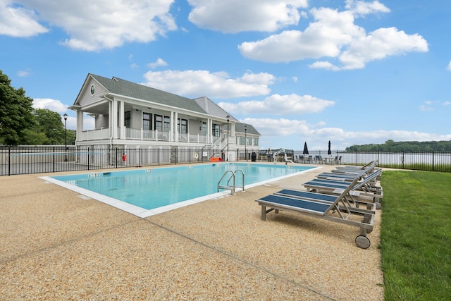 720 Davenport Ave Unit 3, New Rochelle, NY 10805 - community pool featuring a patio