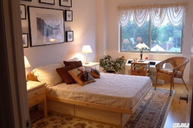 143-20 Hoover Ave Unit 605, Jamaica Hills, NY 11435 - photo 8