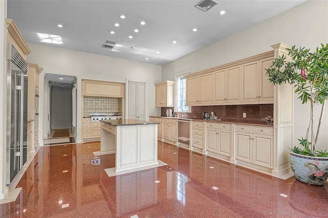 6 Hamptworth Dr, Kings Point, NY 11024 - photo 8
