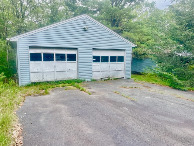 94 Sickle Rd, Wurtsboro, NY 12790 - view of detached garage