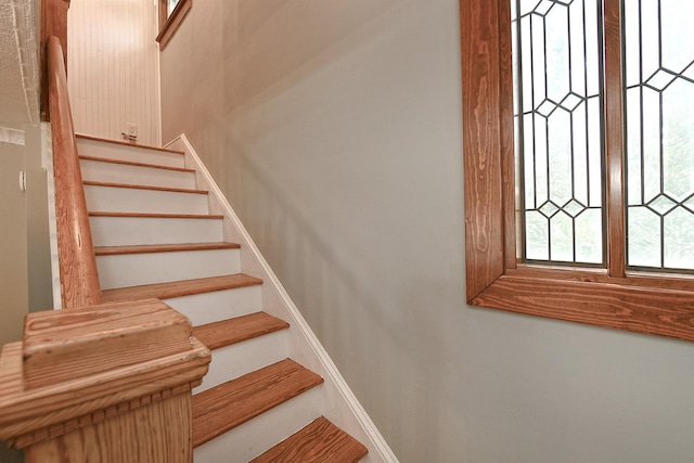 15 5th Ave, Kings Park, NY 11754 - view of staircase