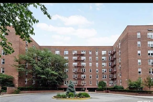 66-01 Burns Unit 3V, Rego Park, NY 11374 - photo 8