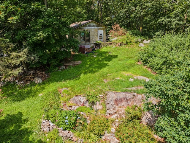 123 Pleasant Rd, Lake Peekskill, NY 10537 - view of grassy yard