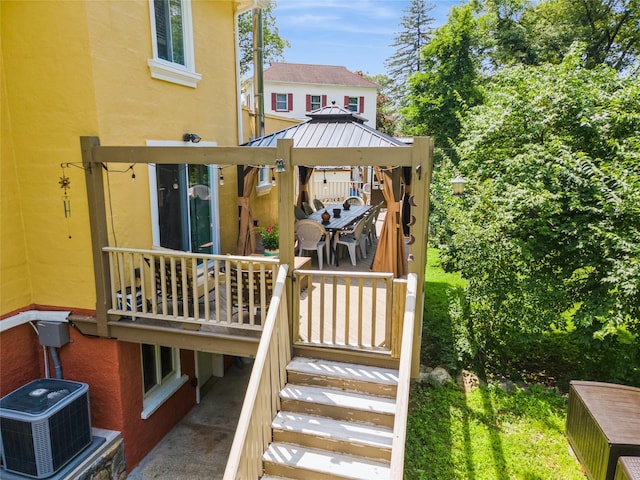 123 Pleasant Rd, Lake Peekskill, NY 10537 - deck featuring a gazebo