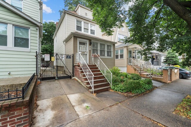 26-33 94th St, East Elmhurst, NY 11369 - photo 1