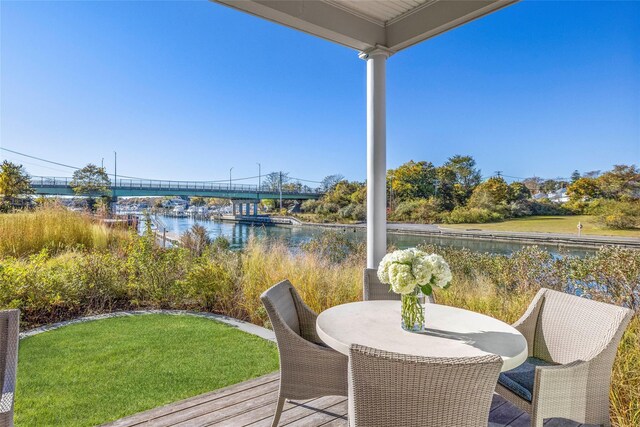 17 Old Boathouse Ln S, Hampton Bays, NY 11946 - photo 9