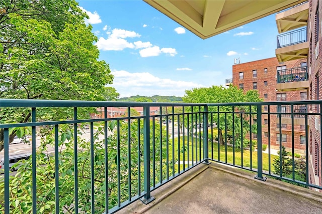 22424 Union Tpke Unit 3C, Oakland Gardens, NY 11364 - view of balcony
